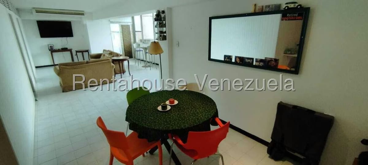 Apartamento (1 Nivel) en Venta en Carenero, Miranda - 7