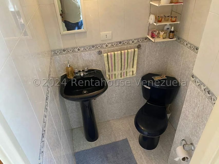 Townhouse (Duplex) en Venta en Santa Maria, Miranda - 14
