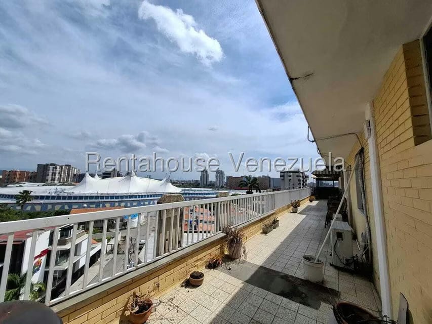 Apartamento (1 Nivel) en Venta en Del Este, Lara - 30