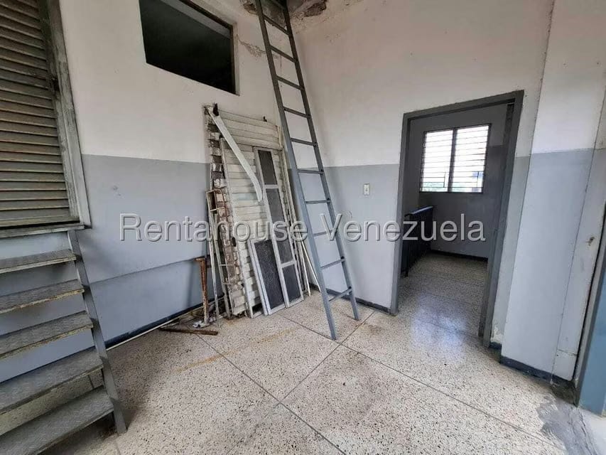 Apartamento (1 Nivel) en Venta en Del Este, Lara - 31