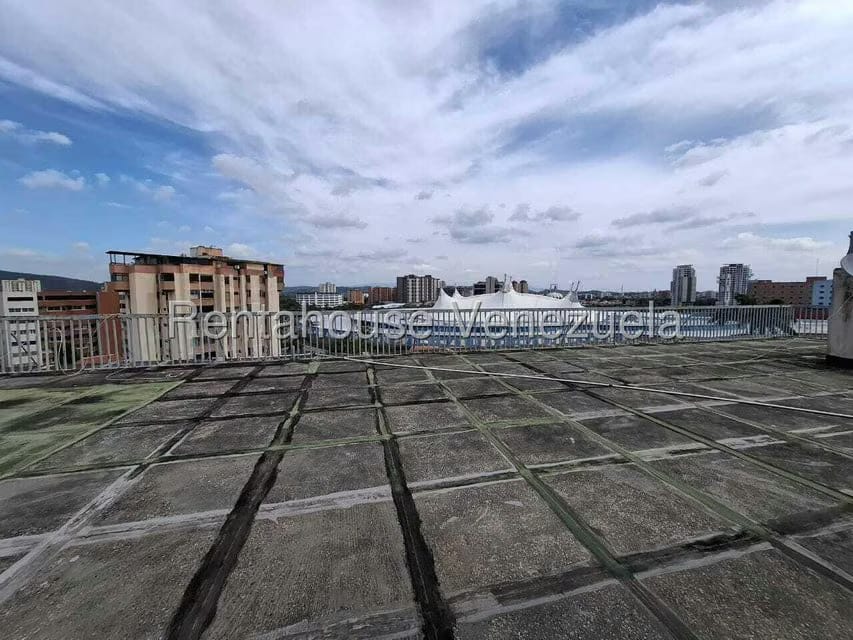 Apartamento (1 Nivel) en Venta en Del Este, Lara - 33