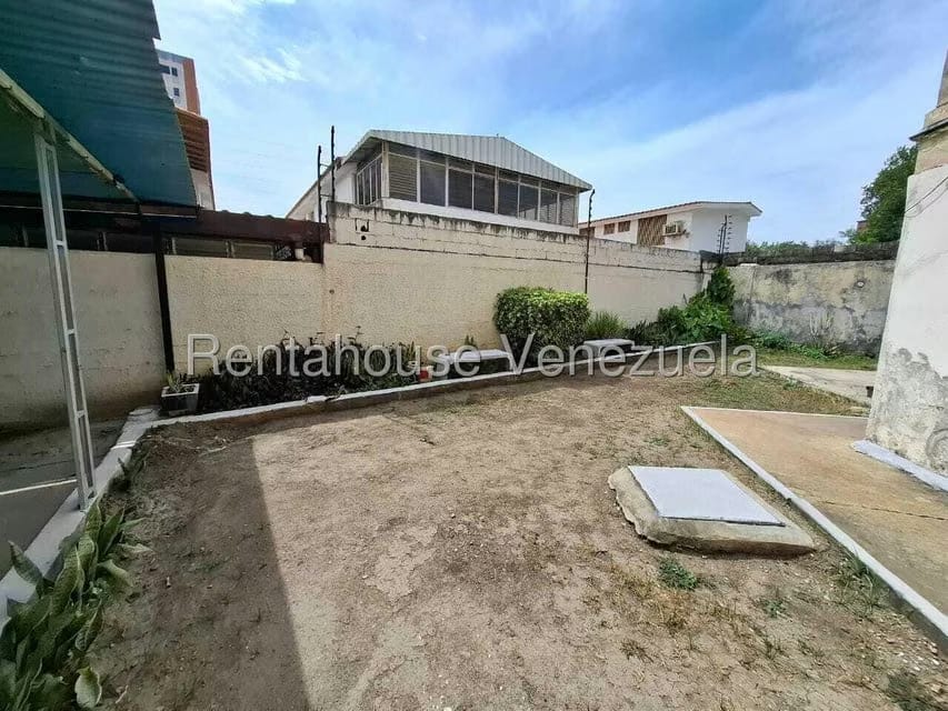 Apartamento (1 Nivel) en Venta en Del Este, Lara - 36