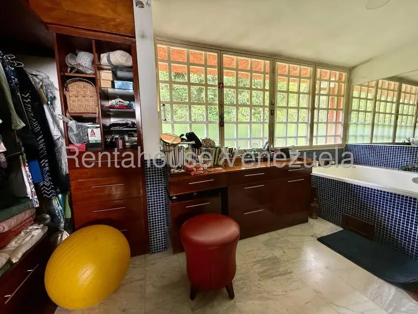 Townhouse (Multiples Niveles) en Venta en El Hatillo, Distrito Metropolitano - 8