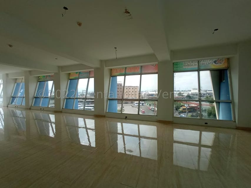 Comercial (Local Comercial) en Alquiler en Castillito, Carabobo - 6