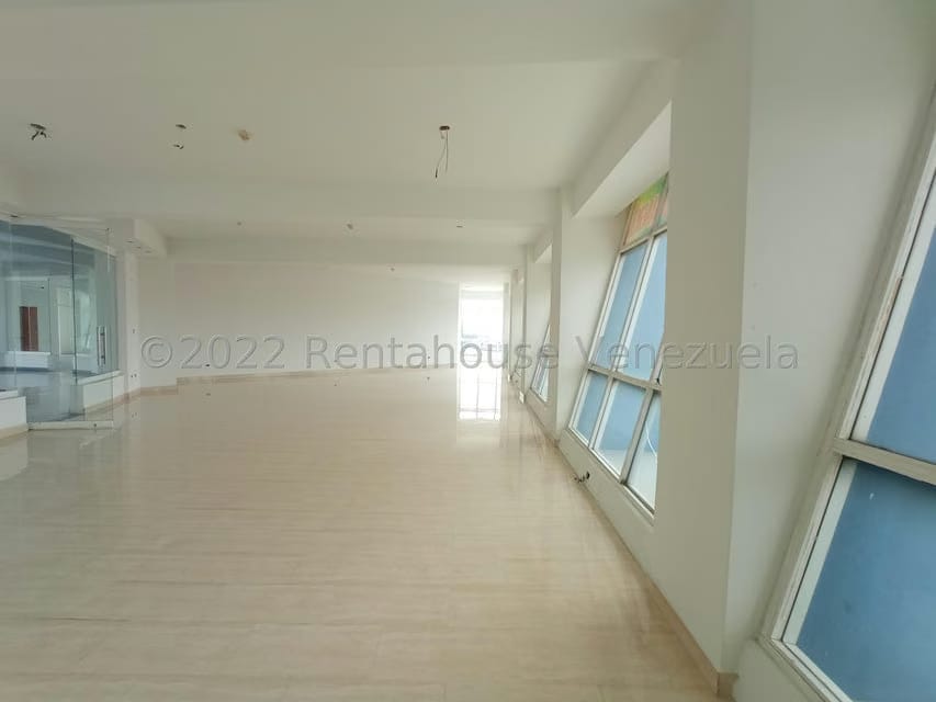 Comercial (Local Comercial) en Alquiler en Castillito, Carabobo - 9