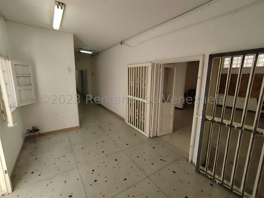 Comercial (Local Comercial) en Venta en San Bernardino, Distrito Metropolitano - 2