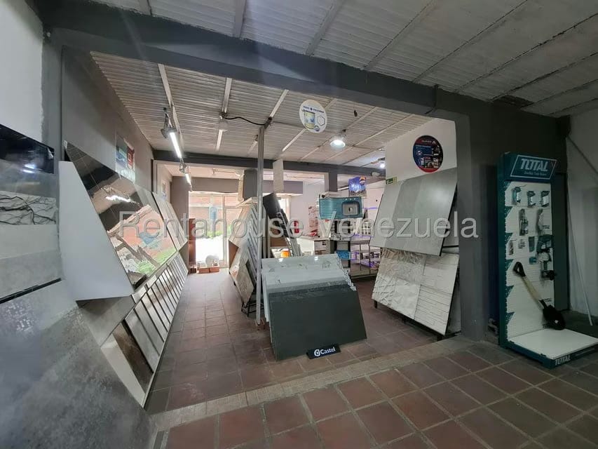 Comercial (Galpon - Deposito) en Venta en Zona Centro, Aragua - 31