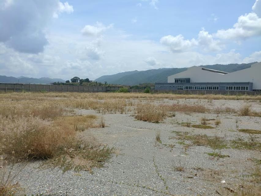 Terreno (Comercial) en Venta en El Marques, Miranda - 3