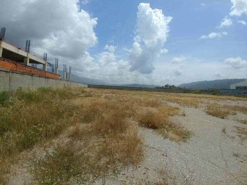 Terreno (Comercial) en Venta en El Marques, Miranda - 5