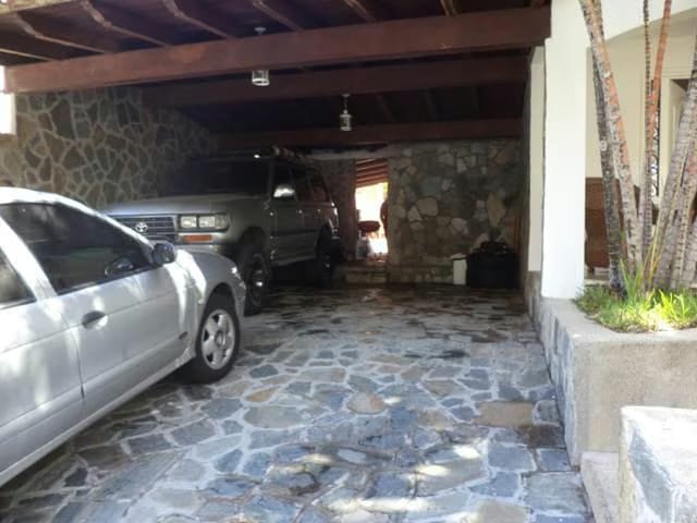 Casa (Multipes Niveles) en Venta en Santa Paula, Distrito Metropolitano - 29