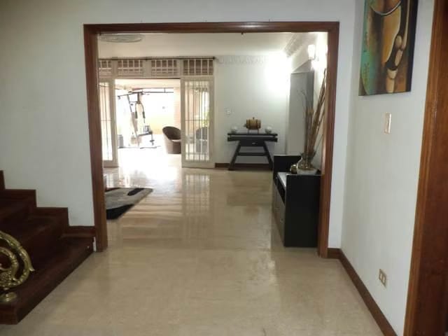 Casa (Multipes Niveles) en Venta en Santa Paula, Distrito Metropolitano - 4