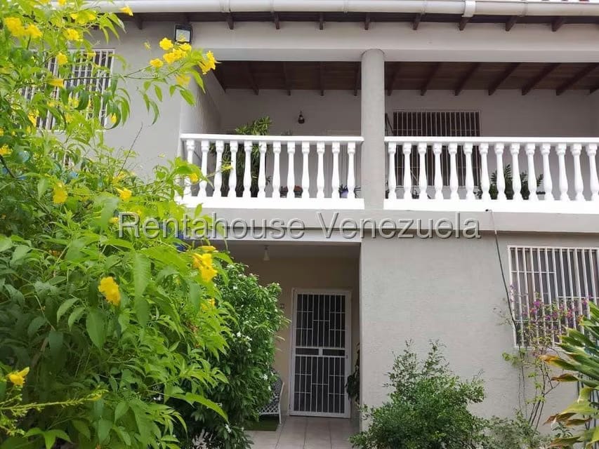 Casa (Duplex) en Venta en Sector Centro, Guarico - 2
