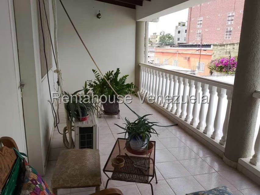 Casa (Duplex) en Venta en Sector Centro, Guarico - 15