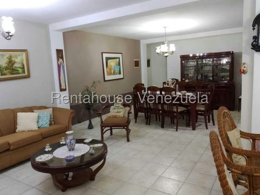 Casa (Duplex) en Venta en Sector Centro, Guarico - 6