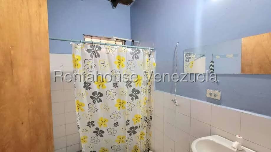 Casa (1 Nivel) en Venta en Los Rastrojos, Lara - 28