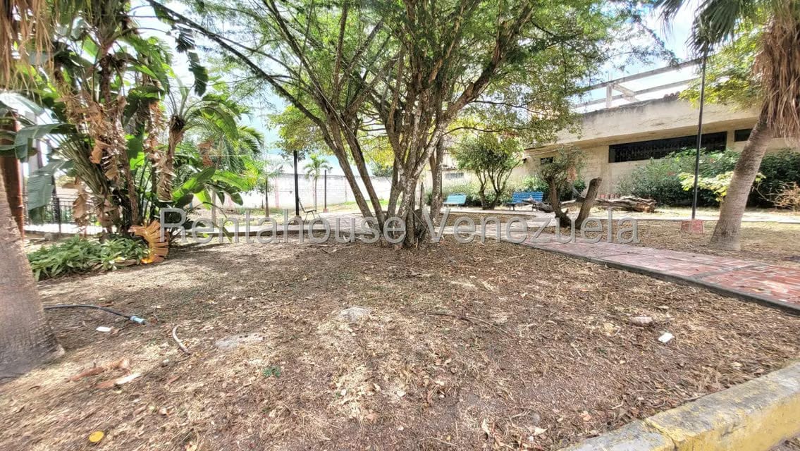 Casa (1 Nivel) en Venta en Los Rastrojos, Lara - 37