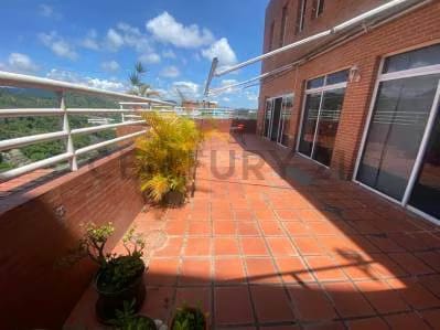 Venta Apto. con dos Terrazas Las Esmeraldas - 2