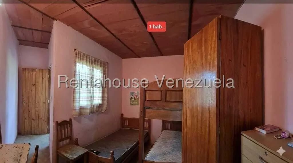 Casa (1 Nivel) en Venta en Santa Lucia, Miranda - 5