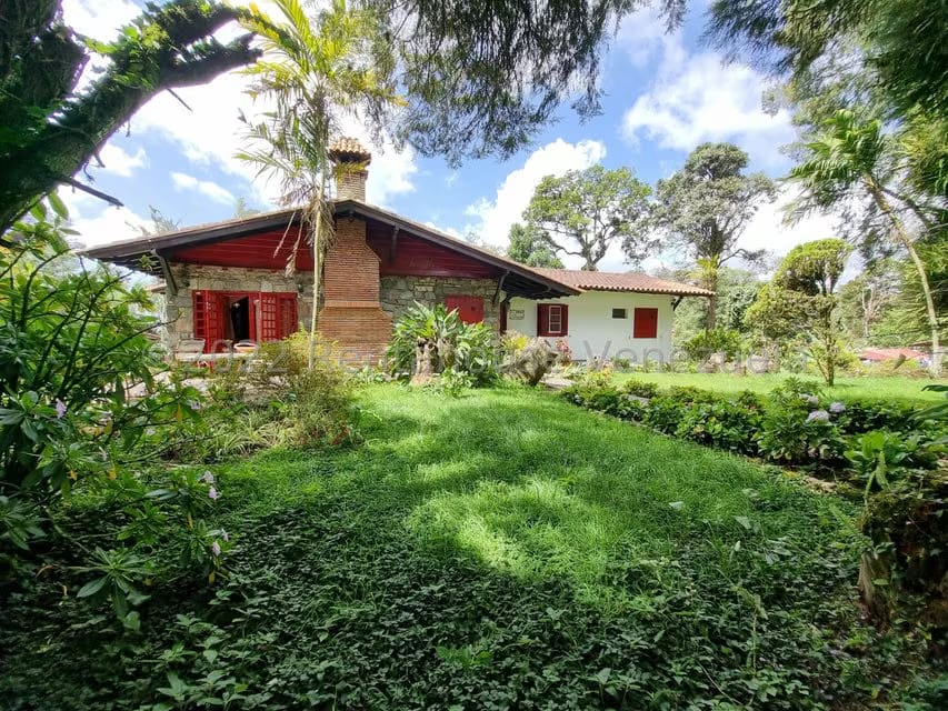Casa (Duplex) en Venta en El Junko Country Club, Vargas - 2