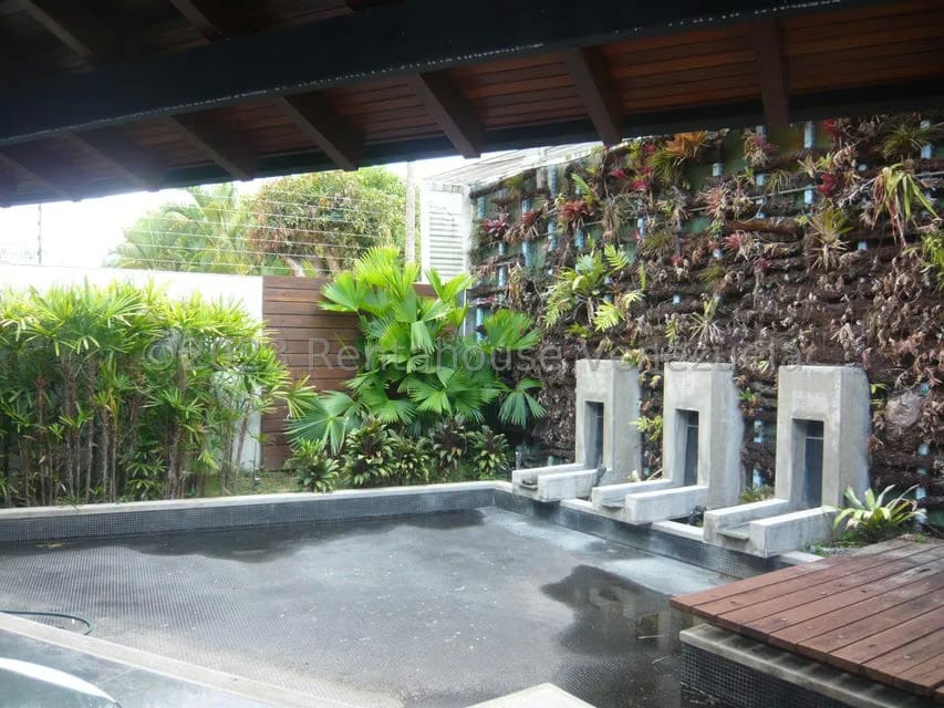 Casa (Duplex) en Venta en Macaracuay, Distrito Metropolitano - 14