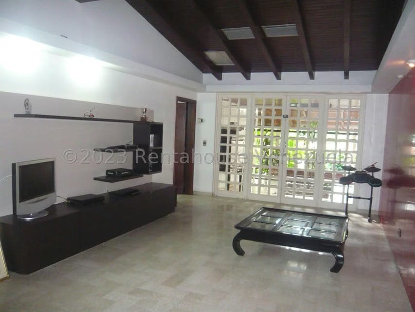 Casa (Duplex) en Venta en Macaracuay, Distrito Metropolitano - 25