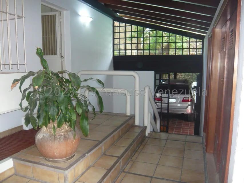 Casa (Duplex) en Venta en Macaracuay, Distrito Metropolitano - 41