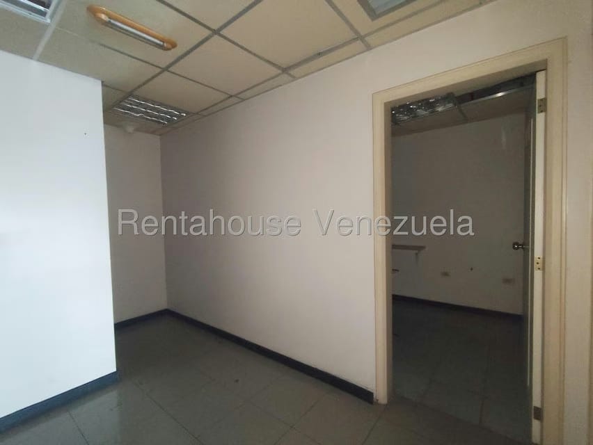 Comercial (Edificio) en Venta en La Paragua, Zulia - 21