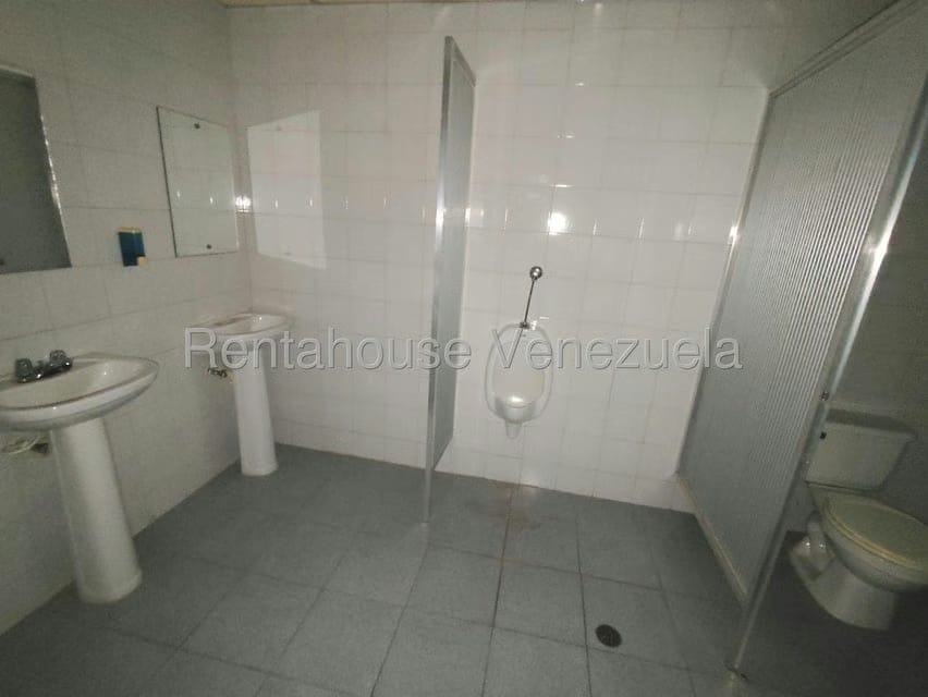 Comercial (Edificio) en Venta en La Paragua, Zulia - 40