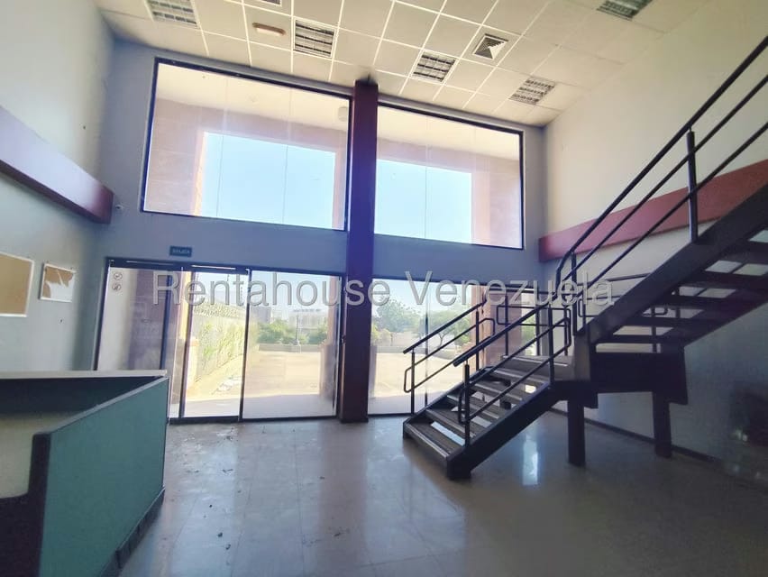Comercial (Edificio) en Venta en La Paragua, Zulia - 45