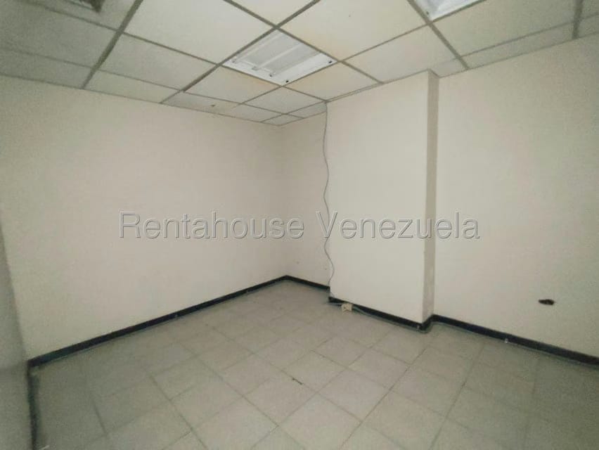 Comercial (Edificio) en Venta en La Paragua, Zulia - 71