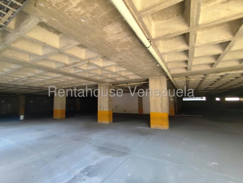 Comercial (Edificio) en Venta en La Paragua, Zulia - 74