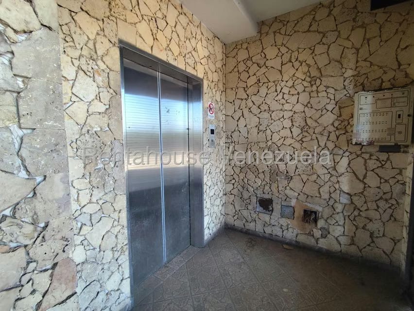 Comercial (Edificio) en Venta en La Paragua, Zulia - 78