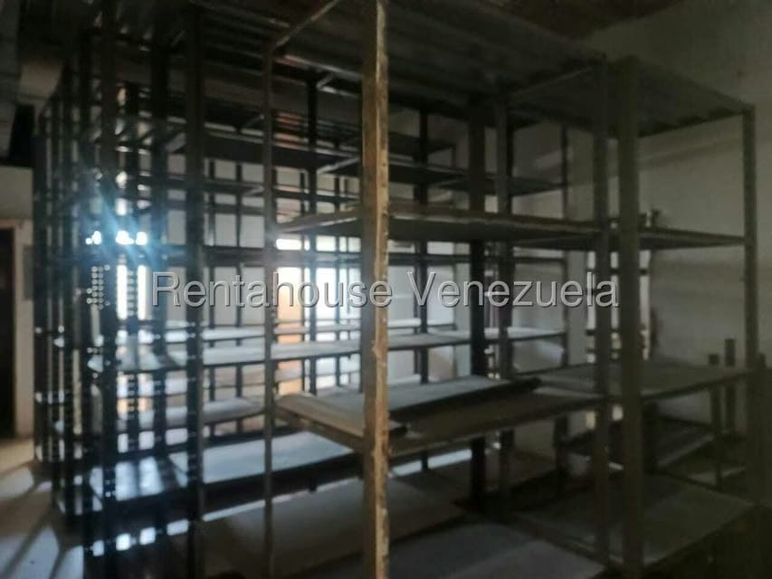 Comercial (Local Comercial) en Alquiler en Avenida Delicias Norte, Zulia - 11