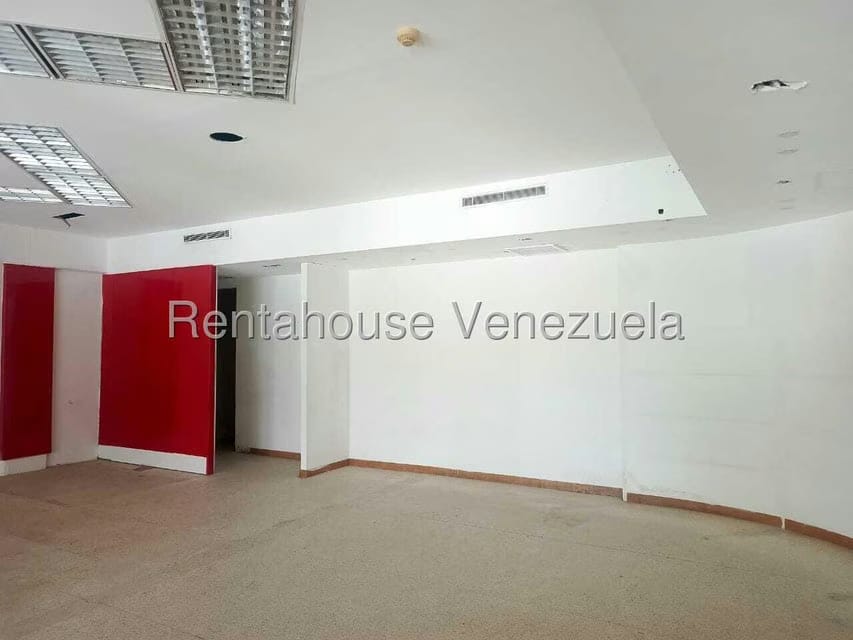 Comercial (Local Comercial) en Alquiler en Avenida Delicias Norte, Zulia - 3