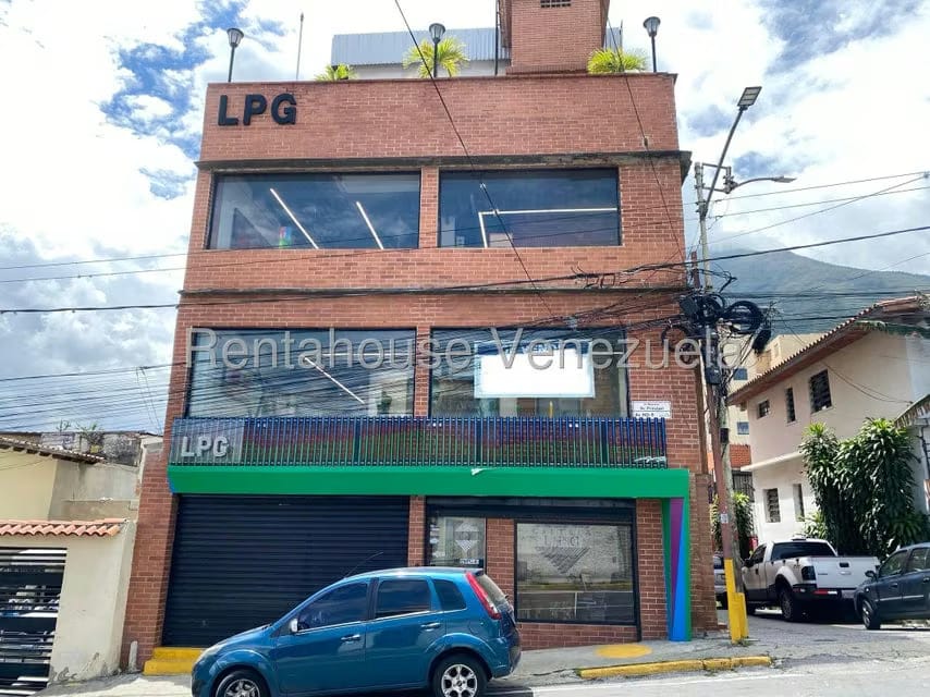 Comercial (Edificio) en Venta en Los Chorros, Distrito Metropolitano - 2