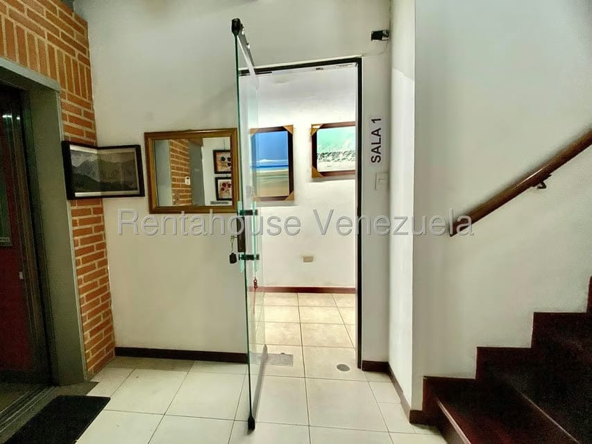 Comercial (Edificio) en Venta en Los Chorros, Distrito Metropolitano - 17