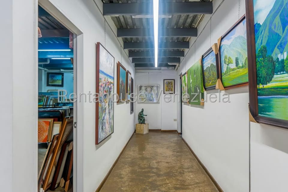 Comercial (Edificio) en Venta en Los Chorros, Distrito Metropolitano - 26