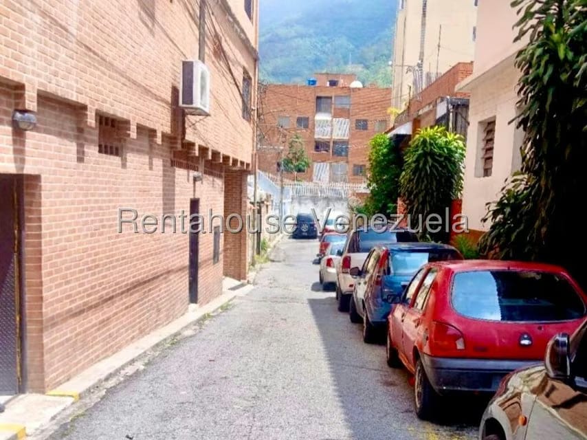 Comercial (Edificio) en Venta en Los Chorros, Distrito Metropolitano - 47