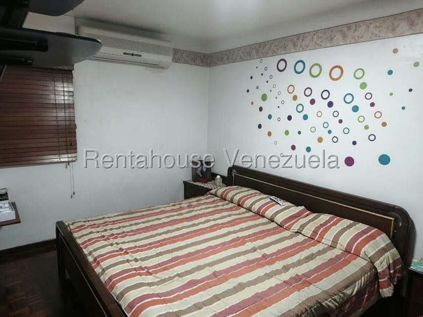 Apartamento (1 Nivel) en Venta en Prados del Este, Distrito Metropolitano - 18