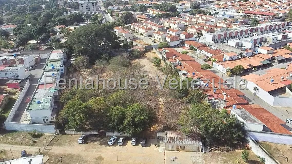 Terreno (Residencial) en Venta en La Piedad Norte, Lara - 2