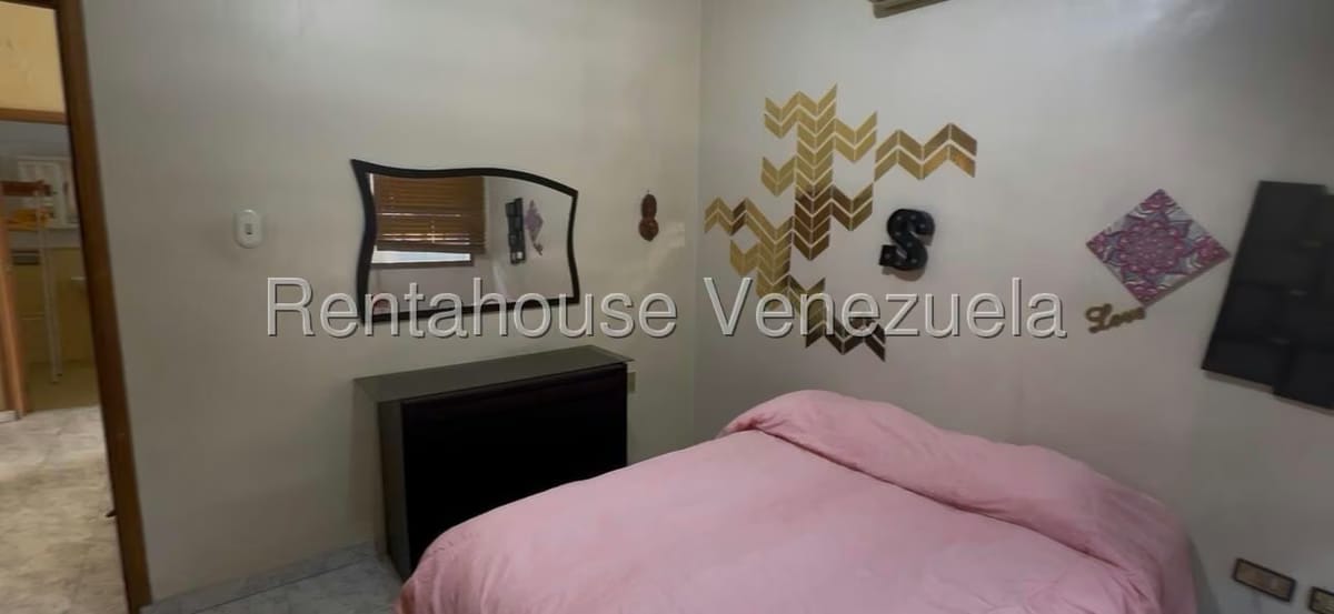 Casa (Duplex) en Venta en San Marino, Distrito Metropolitano - 6