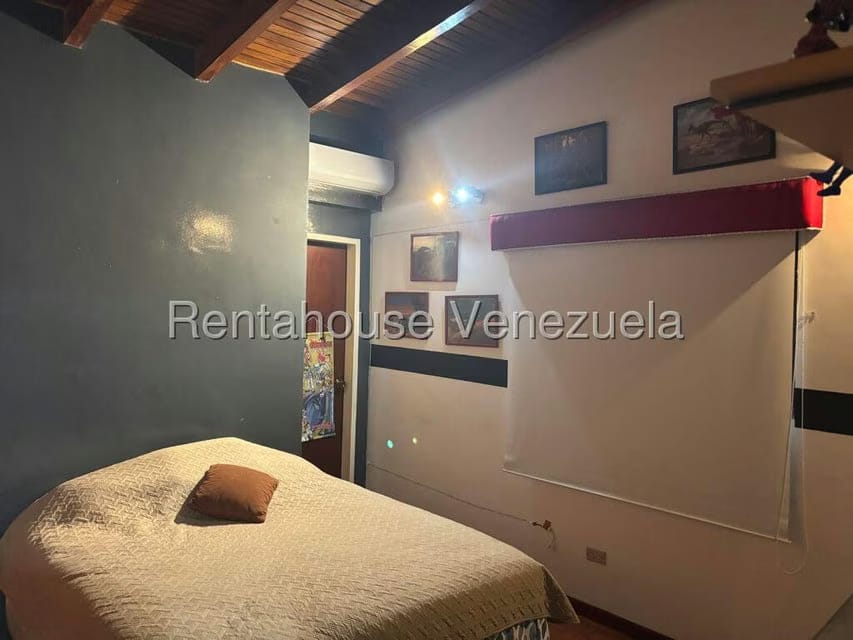 Casa (Duplex) en Venta en Alto Prado, Distrito Metropolitano - 23
