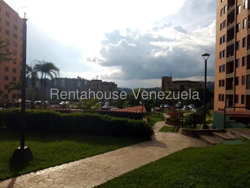 Apartamento (1 Nivel) en Alquiler en Colinas de La Tahona, Distrito Metropolitano - 27