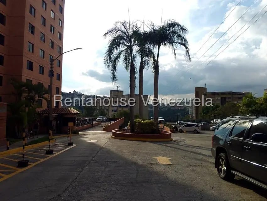 Apartamento (1 Nivel) en Alquiler en Colinas de La Tahona, Distrito Metropolitano - 30