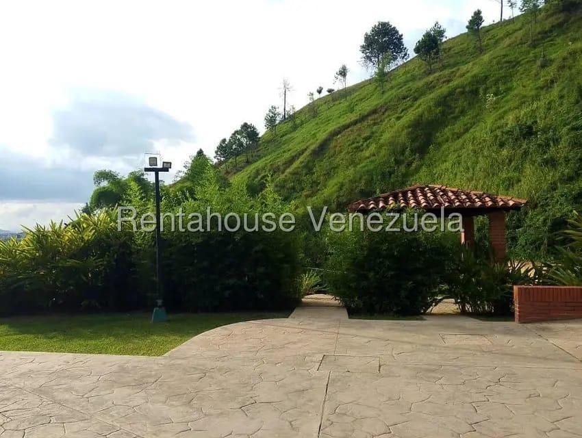 Apartamento (1 Nivel) en Alquiler en Colinas de La Tahona, Distrito Metropolitano - 34