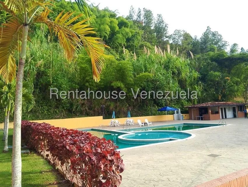 Apartamento (1 Nivel) en Alquiler en Colinas de La Tahona, Distrito Metropolitano - 38