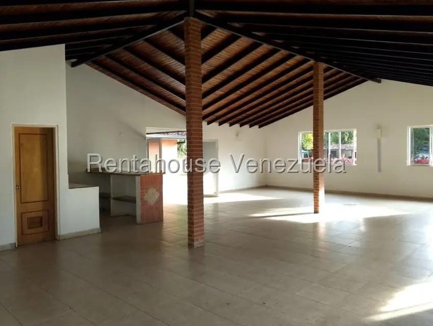 Apartamento (1 Nivel) en Alquiler en Colinas de La Tahona, Distrito Metropolitano - 41