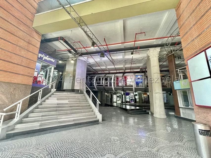 Comercial (Local Comercial) en Venta en La Castellana, Distrito Metropolitano - 2