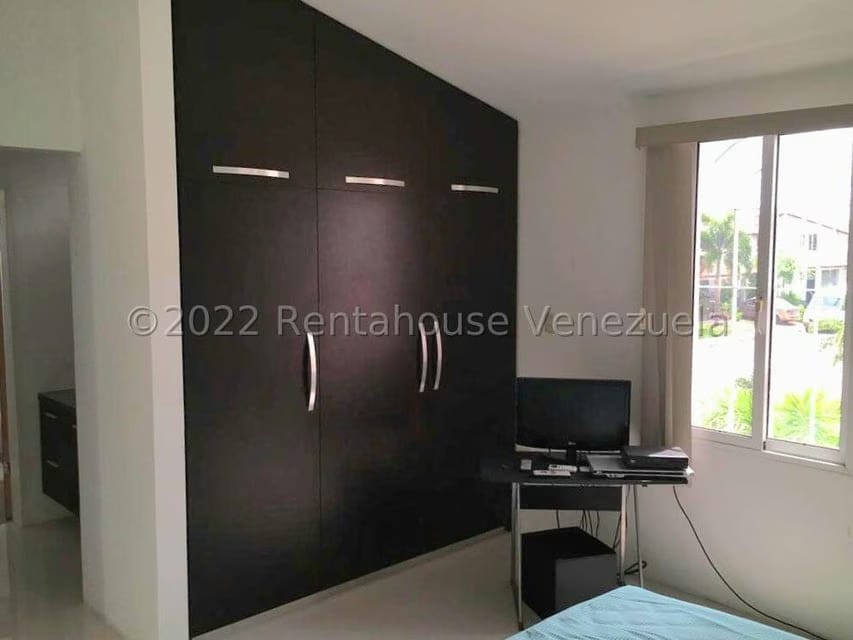 Casa (Duplex) en Venta en Pueblo Nuevo Sur, Anzoategui - 23