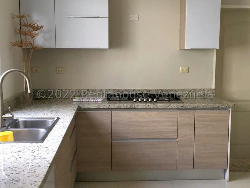 Casa (Duplex) en Venta en Pueblo Nuevo Sur, Anzoategui - 10